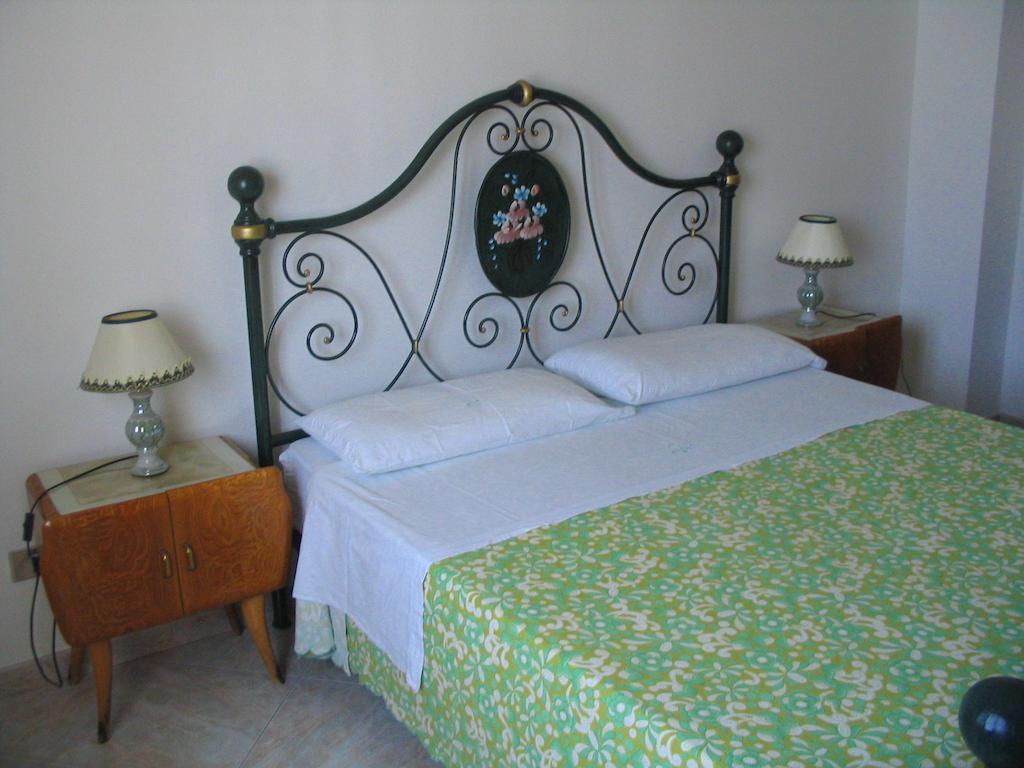 Marycarmen Apartment Alghero Room photo
